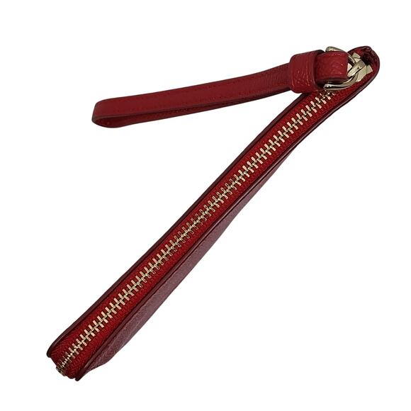 NWT! COACH! RICH RED GENUINE LEATHER WRISTLET, PURSE, BAG, WALLET! TAG INSIDE! - Picture 6 of 8